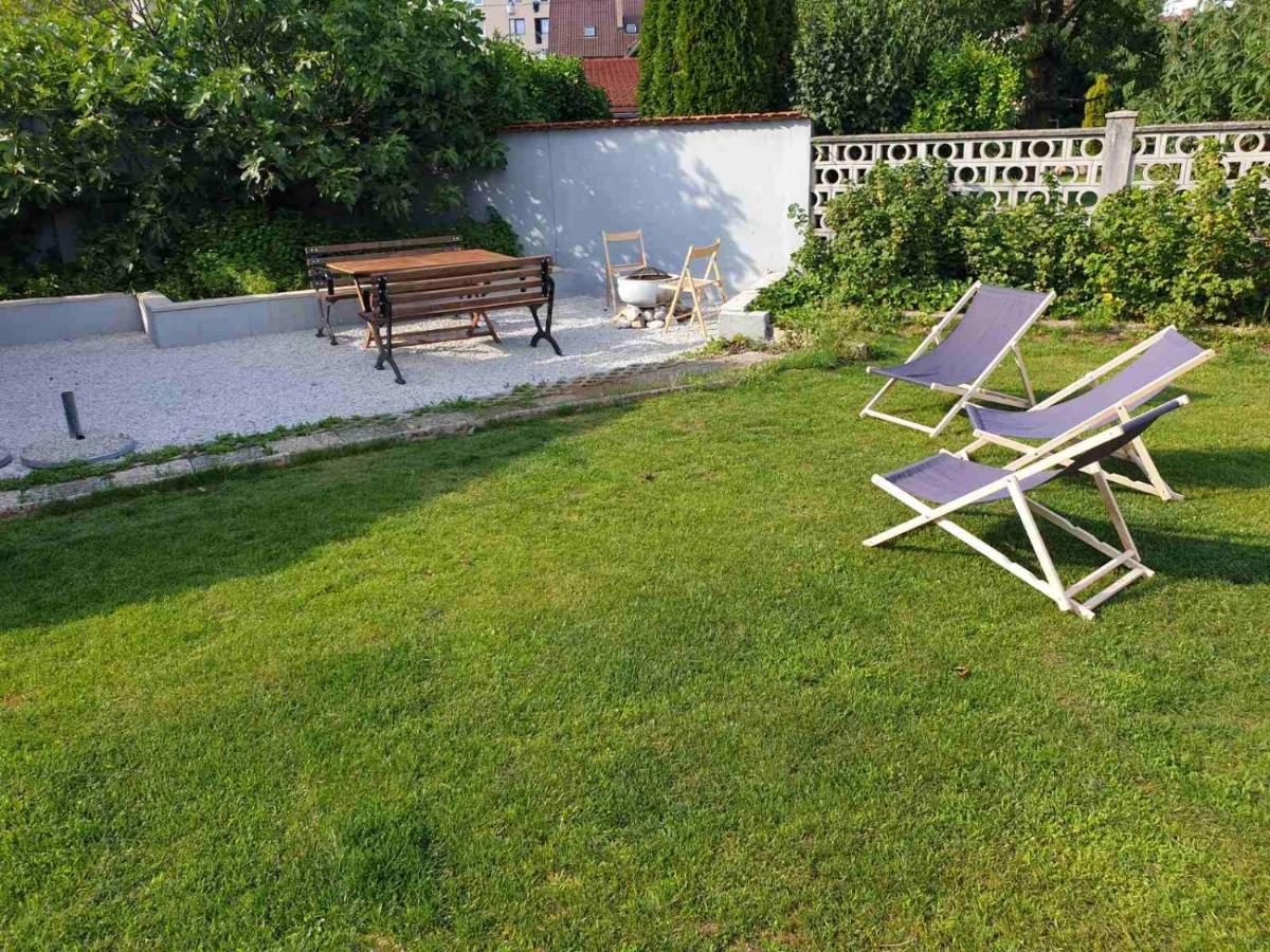 Huge Bbq Garden 2, Spacious Flat, Ac, Free Parking 2 Appartement